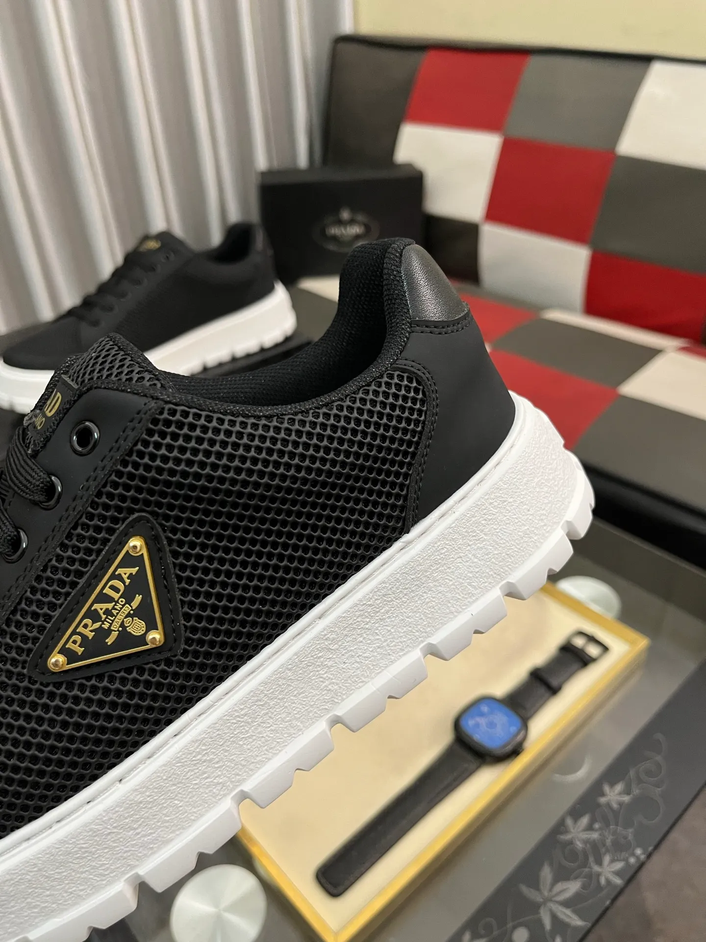 Men's Men's Shoes💰440⌚️⌚️《PRADA*》The latest and most popular casual shoes, top brand [seduce] luxury~purchasing agent, top~quality. [Strong] The upper is made of imported breathable special materials ➕ breathable feet (•) with fine workmanship. Original stylish and stylish soft rubber wear-resistant outsole, light and comfortable on the foot, size: 38-445️⃣colors available